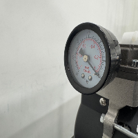 Oil-Free Vacuum Pump image 2